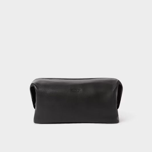 Toby Leather Washbag in Black